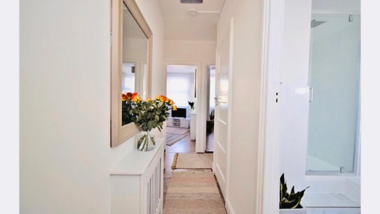 Super location 1min from metro 10min from Camden Londres Exterior foto